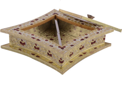 

Giftadia Showpiece Gift Set