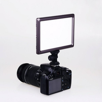 

CDM Technologies & Solutions Pvt. Ltd. Nanguang Luxpad 22 Halogen Flash(Black)