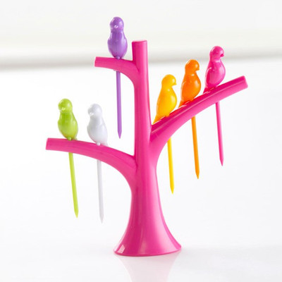 Shadowfax Plastic Set 7 Plastic Fruit Fork Set(Pack of 7) available at flipkart for Rs.79