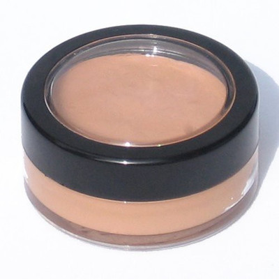 

Graftobian HD CrÃ¨me Foundation Corrector Foundation(Soft Orange)