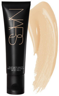 

Nars FINLAND Foundation(Light 1)
