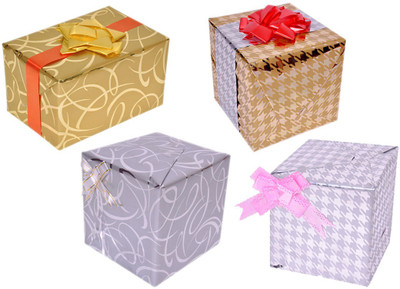 

Star Gold and Silver Metallic Criss-cross & Arrows Combo Italian Sheets Gift Wrapper(Gold & Silver)