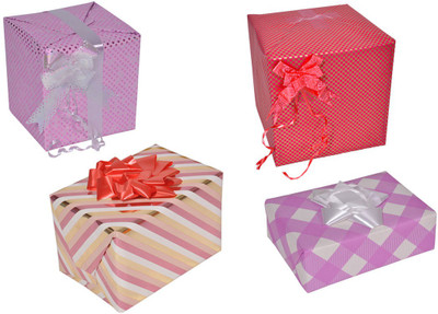 

Star Shades of Pink Combo Of 4 Designs Italian Sheets Gift Wrapper(Pink)