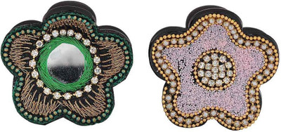 

Maayra Latest Fashion Hair Claw(Multicolor)