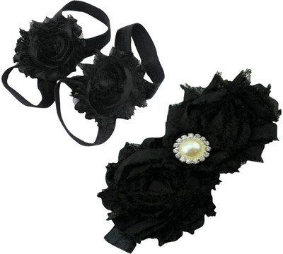 

AkinosKIDS Newborn Flower and Pearl girl Barefoot Sandal shoe set Hair Accessory Set(Black)