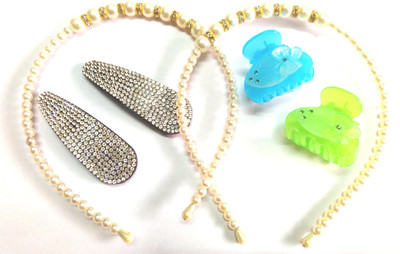 

Samyak Pearl Coloured Hair Accessory Set(Multicolor)