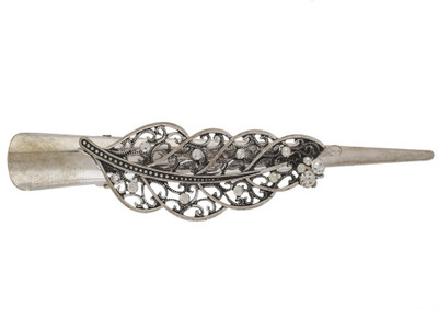 

Vama Fashions Indo Western Wedding Bridal Party Wear Hair Claw(Multicolor)