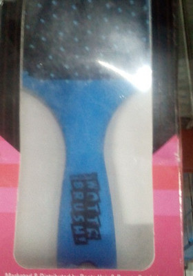 

Roots Professional The Wotta Brush