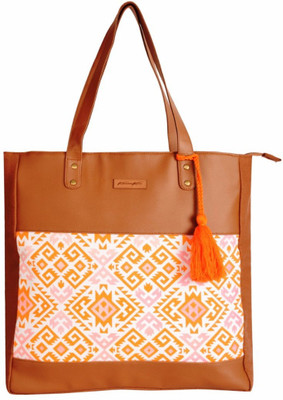 

Kanvas Katha Tote(Multicolor)