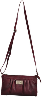 

Second Skin Messenger Bag(Maroon)