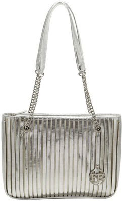 

Flying Berry Hand-held Bag(Silver)