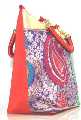 

Shalaka Designs Messenger Bag(Red)