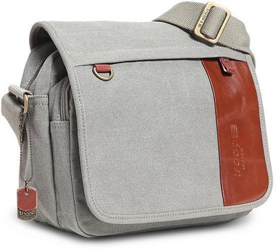 

Troop London Messenger Bag(Khaki)