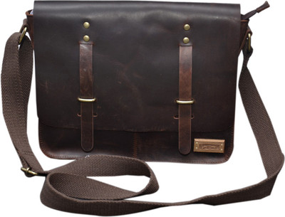 

Le Craf Messenger Bag(Brown)