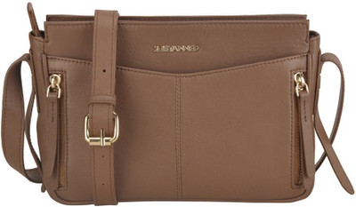 

Justanned Sling Bag(Brown)