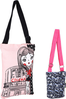 

Kanvas Katha Tote(Multicolor)