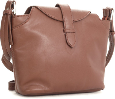 

Van Heusen Sling Bag