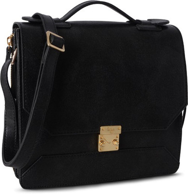 

Baggit Hand-held Bag(Black)