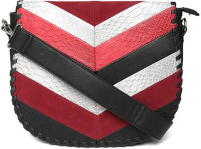 

Parfois Sling Bag(Multicolor)