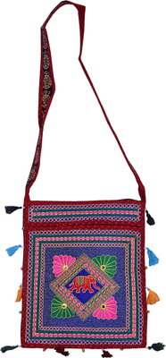 

Magnus Shoulder Bag(Maroon)