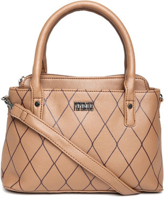

Peperone Hand-held Bag(Tan)