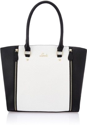 

Lavie Shoulder Bag