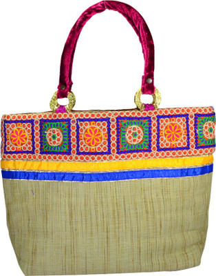 

Arisha kreation Co Hand-held Bag(Beige)