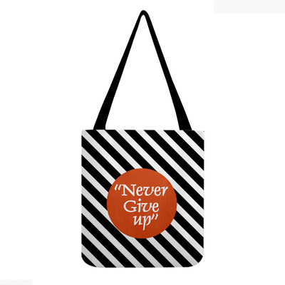 

Uptown18 Tote(Multicolor)