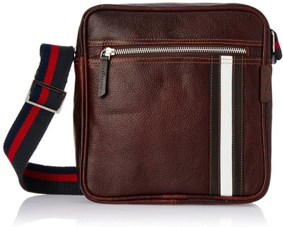 

Tortoise Messenger Bag(Brown)