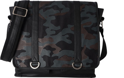 

Baggit Messenger Bag(Black)