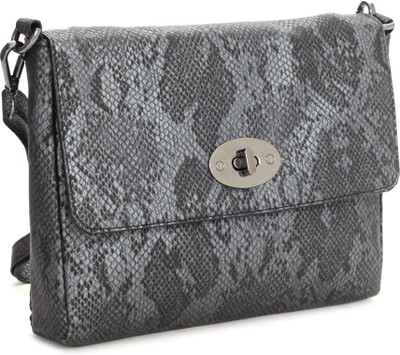 

Van Heusen Sling Bag