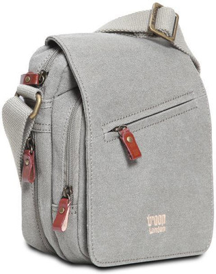 

Troop London Messenger Bag(Khaki)