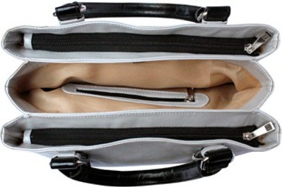 

Essart Hand-held Bag(Silver)