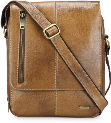 

Teakwood Messenger Bag(Tan)