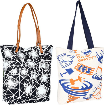 

Kanvas Katha Tote(Multicolor)
