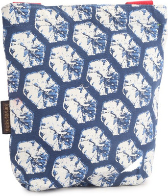 

Kanvas Katha Tote(Blue)