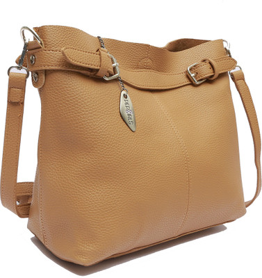 

Pepgirls PG-099 Shoulder Bag(Tan, 15 inch)