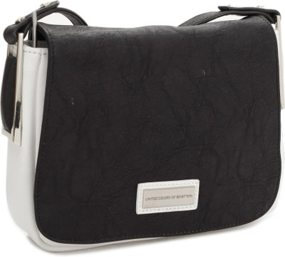 

United Colors of Benetton. Hand-held Bag