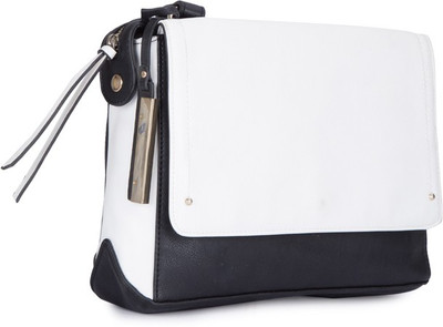 

Kenneth Cole Hand-held Bag(Multicolor)