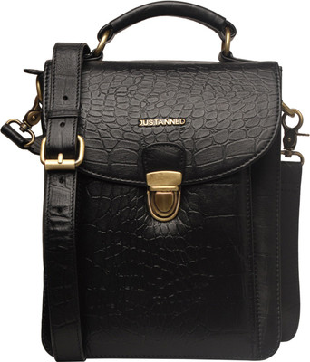 

Justanned Messenger Bag(Black)