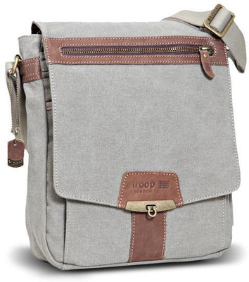

Troop London Messenger Bag(Khaki)
