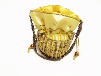 

Treasure Messenger Bag(Gold)