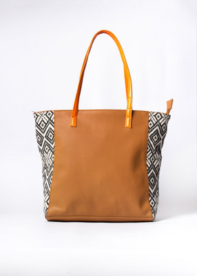 

Desi Drama Queen Tote(Beige)