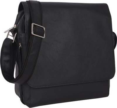 

Baggit Sling Bag(Black)