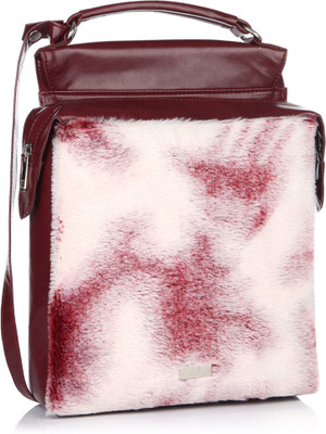 

Yelloe Hand-held Bag(Red)