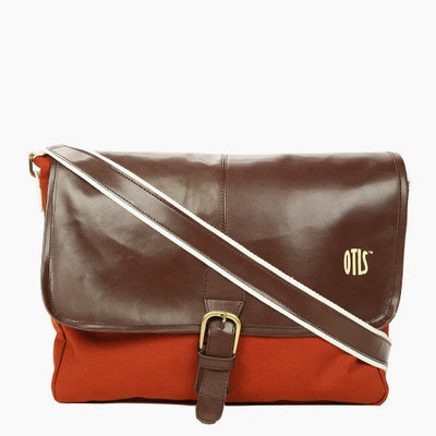 

OTLS Messenger Bag(Brown)