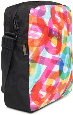 

Zwart Sling Bag(Multicolor)