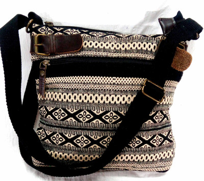 

MH Hand-held Bag(Multicolor)