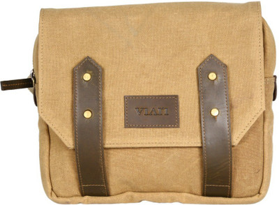 

Viari Messenger Bag(Khaki)