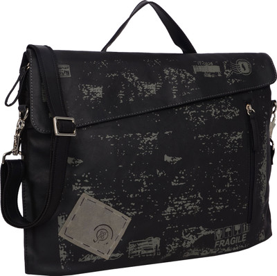

Baggit Hand-held Bag(Black)